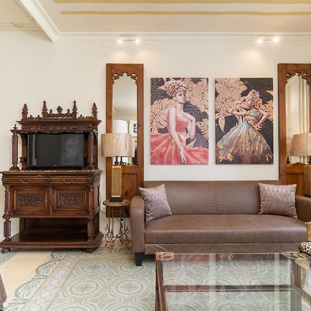 Aparthotel El Petit Palauet à Canet De Mar Extérieur photo