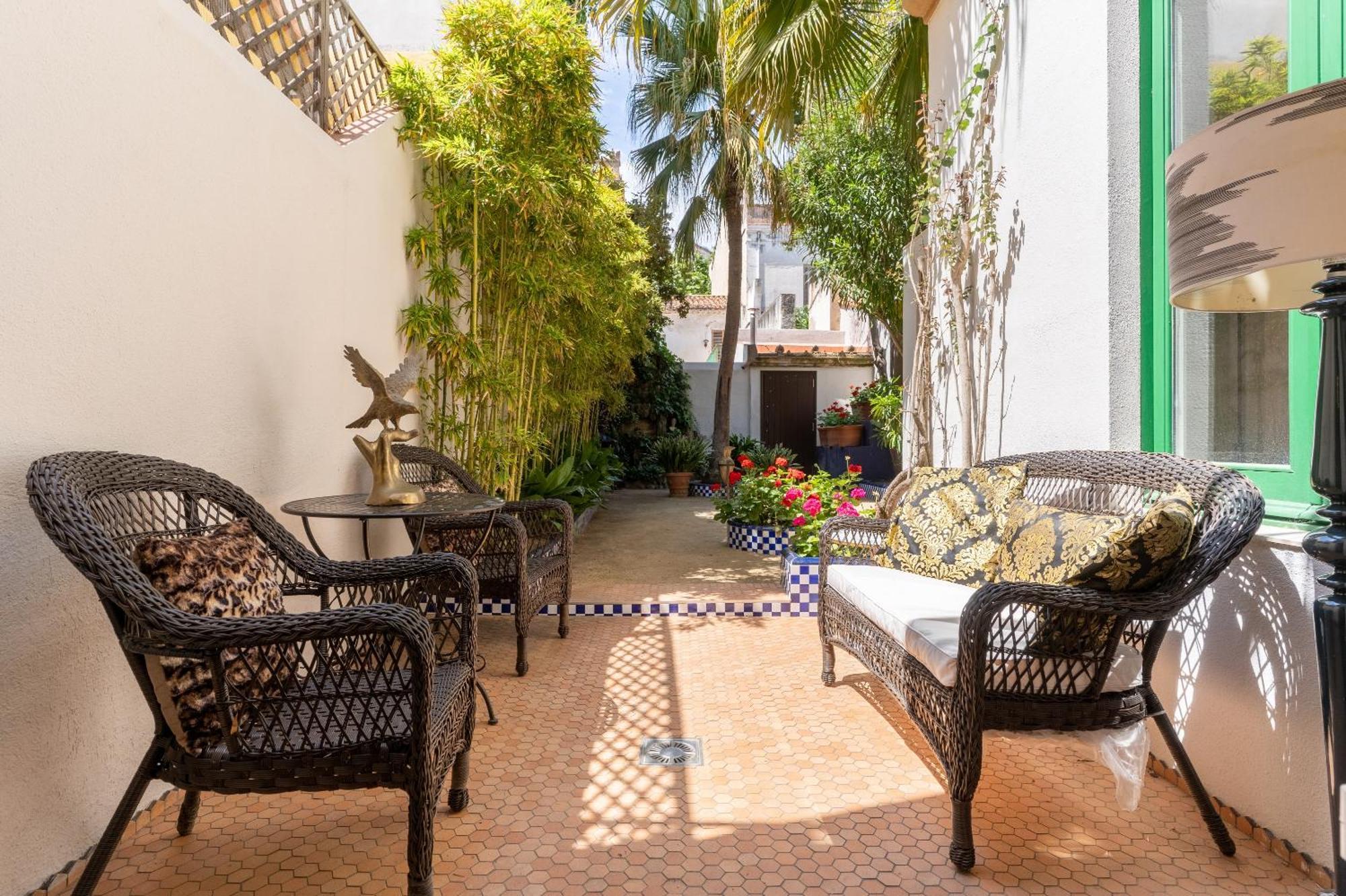 Aparthotel El Petit Palauet à Canet De Mar Extérieur photo